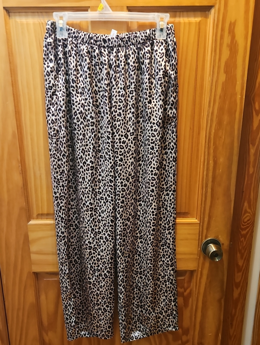 Leopard Print Pajama Set - - Picture 4 of 5